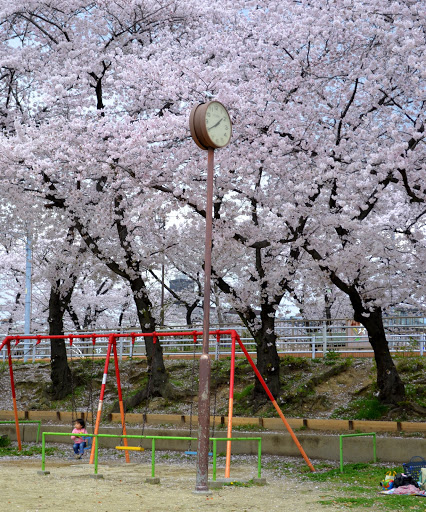 猪々道公園の時計塔