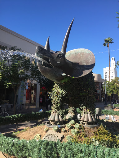 Triceratops Fountain