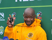 Embattled Kaizer Chiefs head coach Steve Komphela is increasingly sounding like a man who has resigned himself to leaving the Soweto giants at the end of his contract at the end of June 2018. 