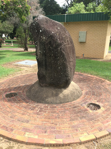 Monument Stone 
