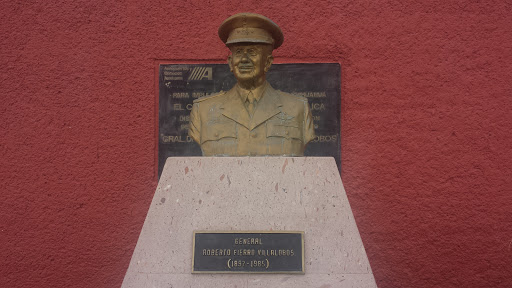 Gral. Roberto Fierro Villalobos