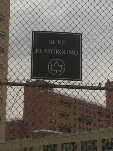 SURF PLAYGROUND