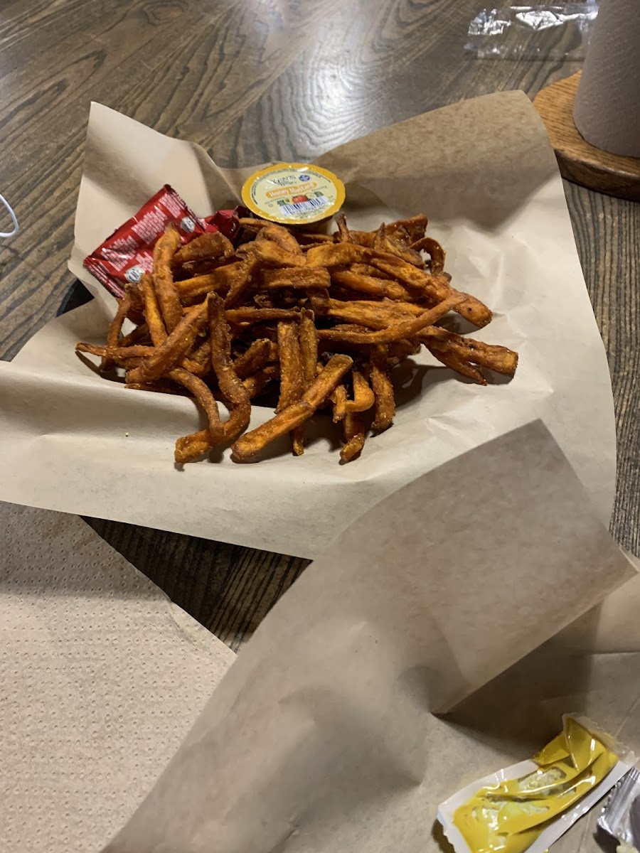 Gluten-Free Fries at Apple Valley Mountain Village & Cafe