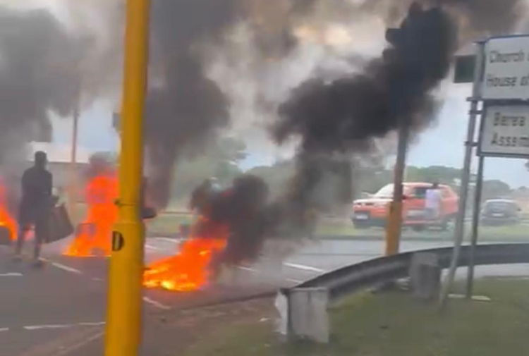 Residents blockaded the Phoenix Highway on Sunday evening after the township experienced a blackout lasting more than 40 hours.