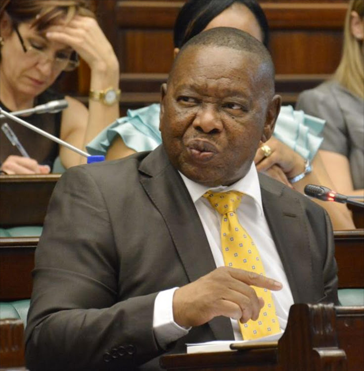Transport minister Blade Nzimande says the City of Cape Town's intention to take over the passenger rail service is dishonest and opportunistic.
