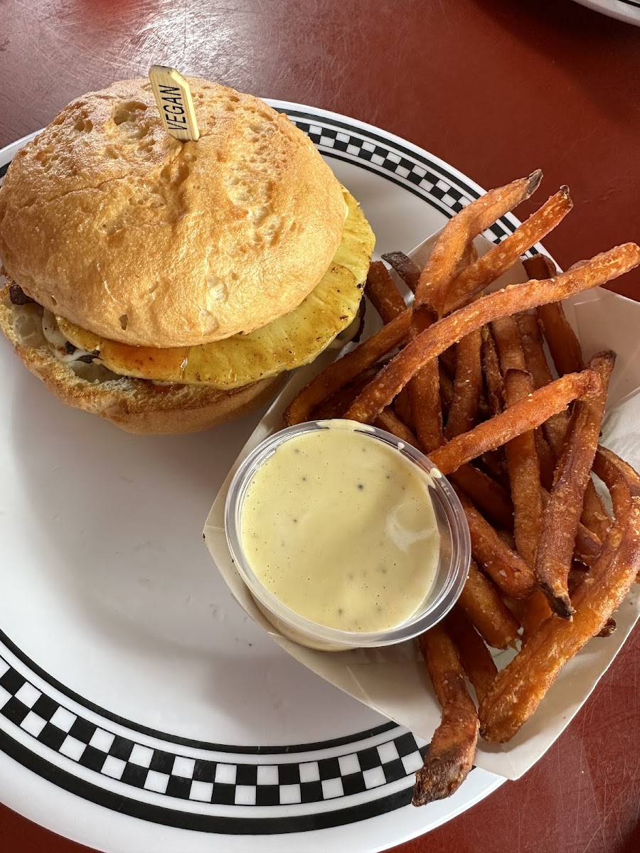 The Don Ho with Sweet potato fries and honey mustard