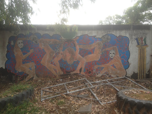 Mural Abandonado Jóvenes En Acción