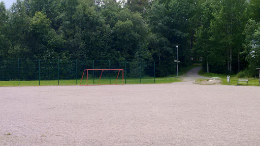 Kirkkoladonpuisto Football Field