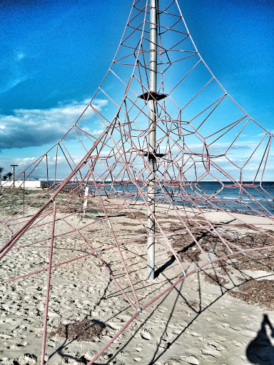 String Pyramid