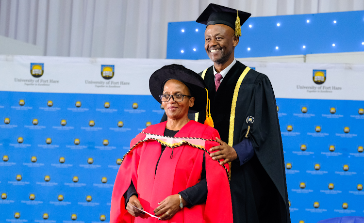 Nomvuyo Skota-Dayile receives her PhD in education.