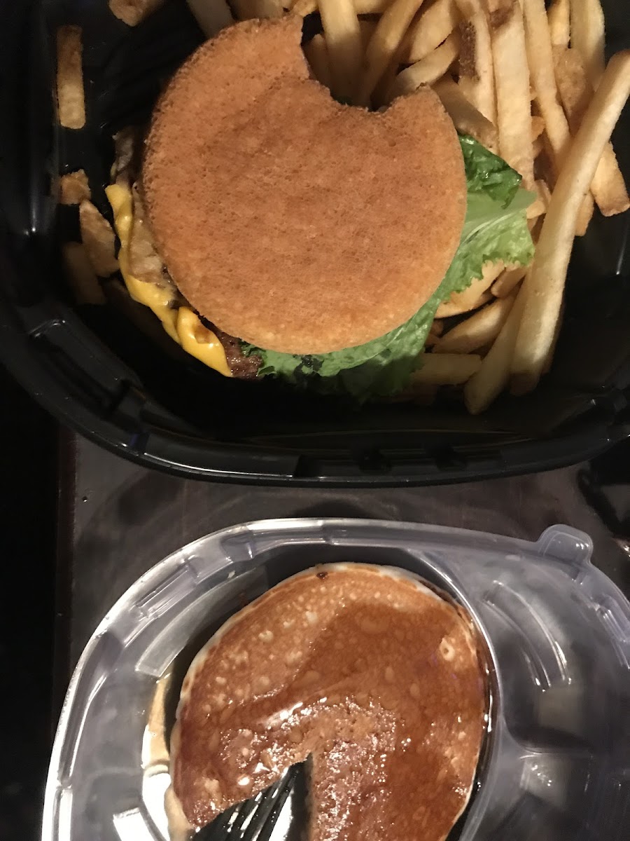 Gluten-Free Burgers at IHOP