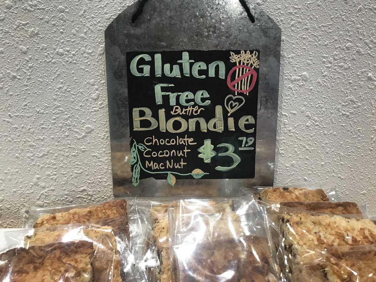 Gluten-Free Dessert at Maui Bread Company