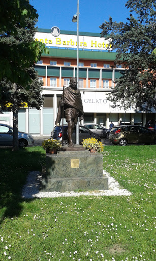 Statue of Gandhi