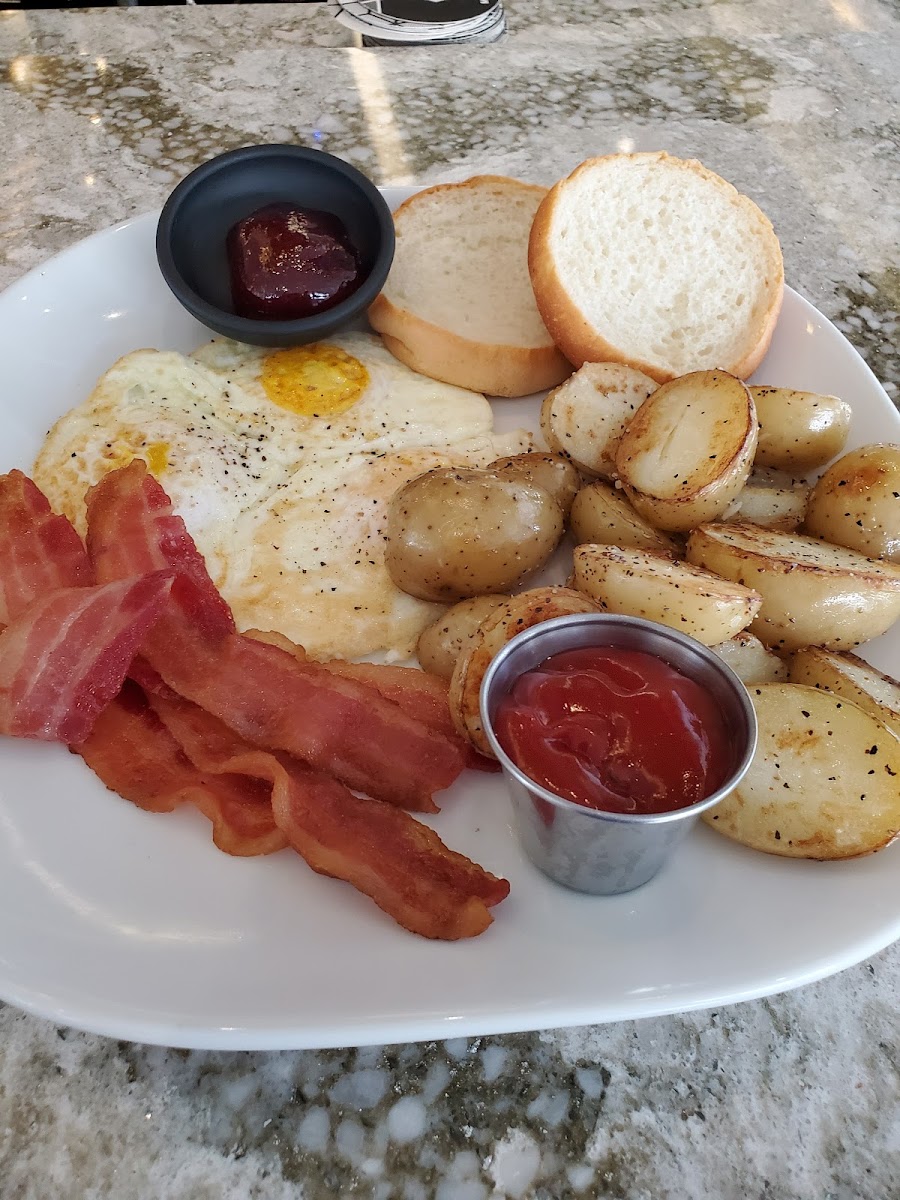 Gluten-Free Breakfast at Moxies Miami Restaurant