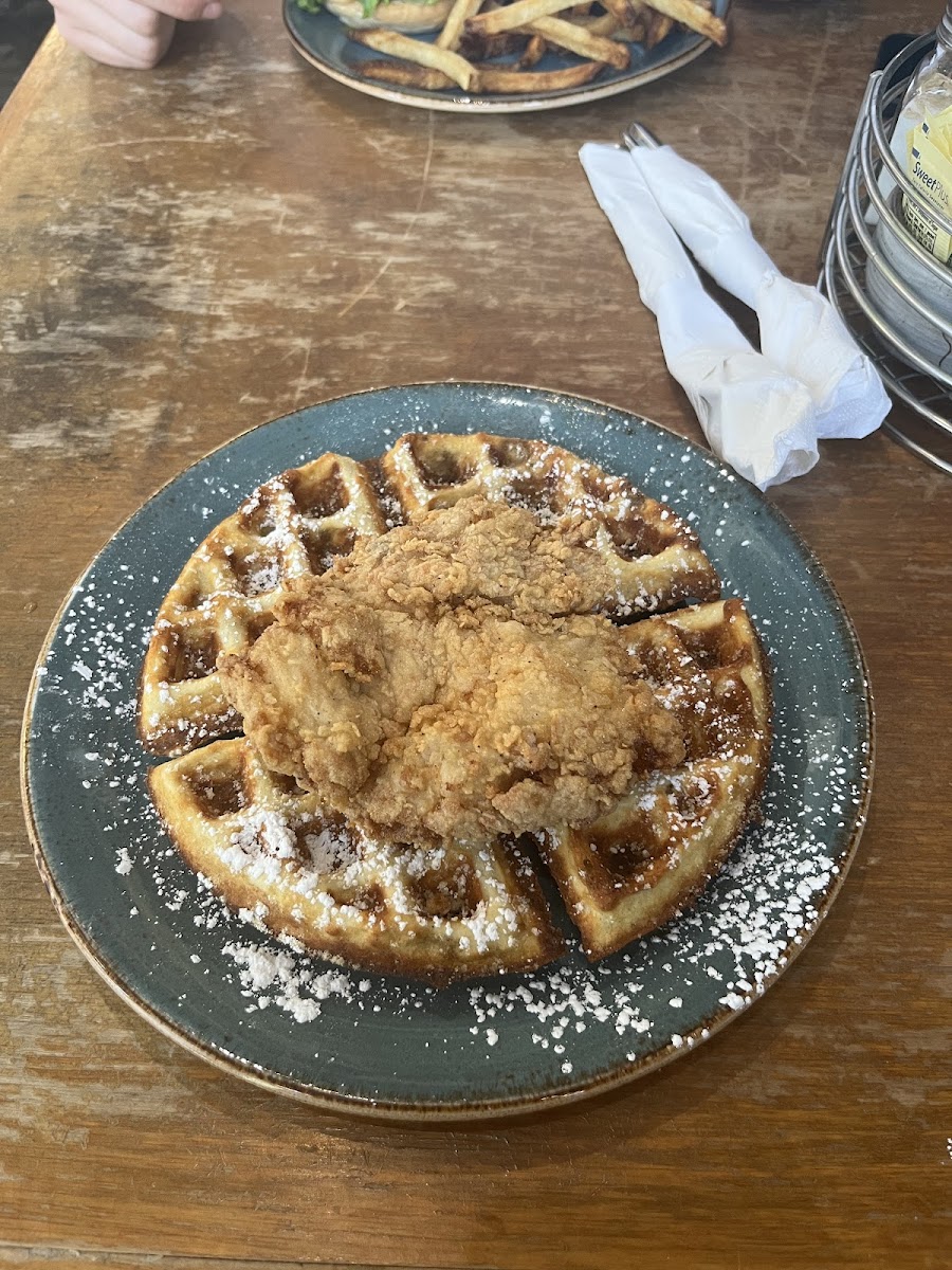 Chicken and waffles -- comes gf standard, no modification or upcharge