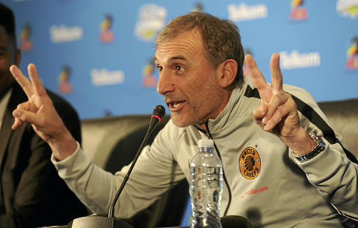 Kaizer Chiefs coach Giovanni Solinas has fingers crossed that their luck will turn soon. / Veli Nhlapo
