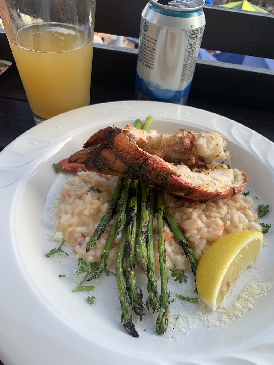 Gluten-Free at Lobsterville Bar & Grille