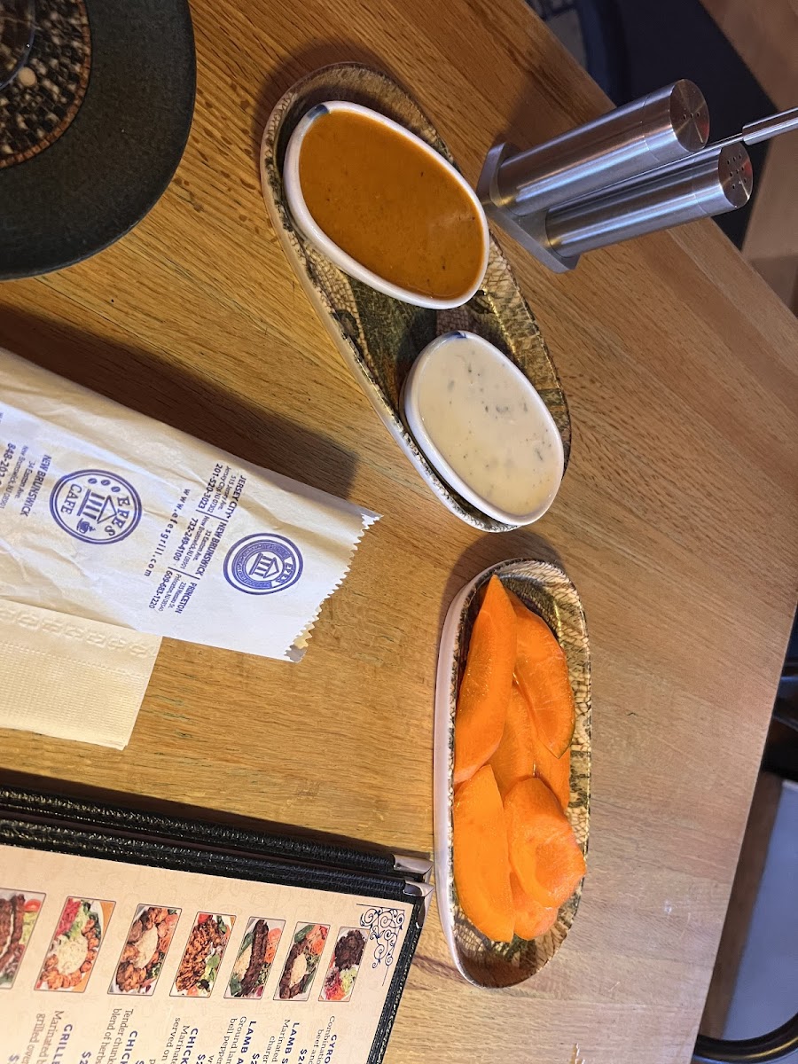 Sauces confirmed GF and carrot instead of bread