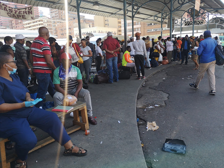 Long-distance taxi drivers say the last taxi to the Eastern Cape will leave on Thursday at 7pm.