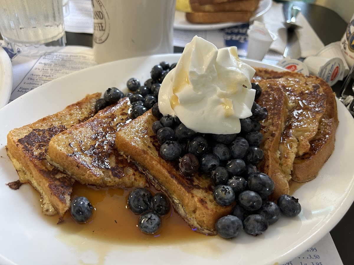 Gf french toast with fruit