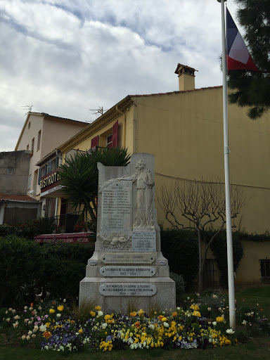 Aux Morts De La Guerre D'Indochine