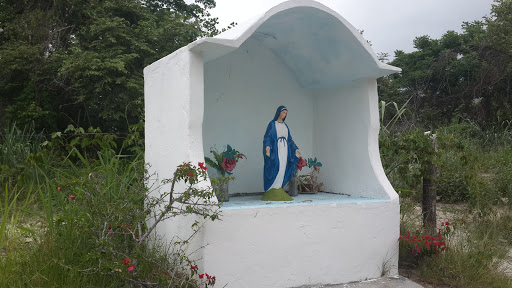 Virgen De Corona