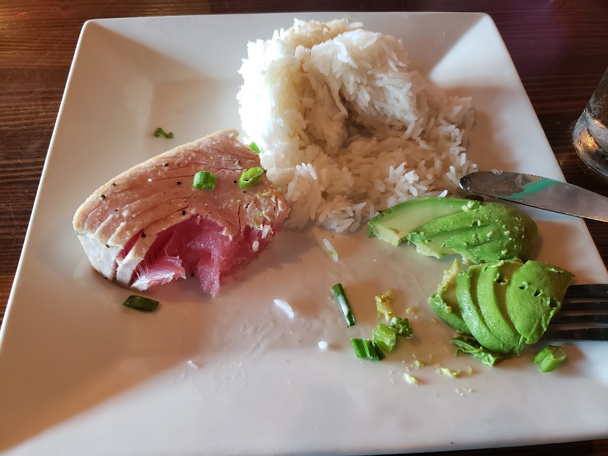 Seared Ahi Tuna with Coconut rice and avocado