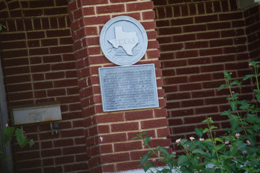 Salesman J. T. Waggoner, Jr. (1860-1942) and his wife Sadie (Scarborough) (1870-1955) built this residence in 1927. It is closely associated with Mrs. Waggoner, a civic leader and longtime Jasper...