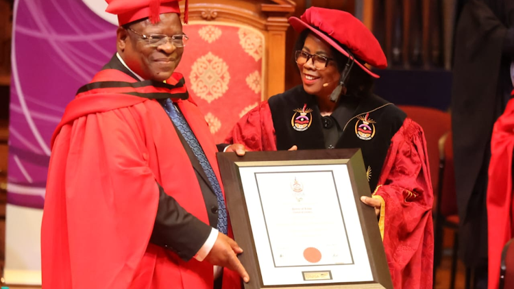 The Chief Justice Raymond Zondo receiving an honorary doctorate of doctor of Laws (LLD) (Honoris Causa) from the University of South Africa (Unisa).