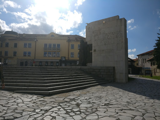 Bansko square