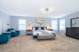 Large Main bedroom with King-size bedroom
