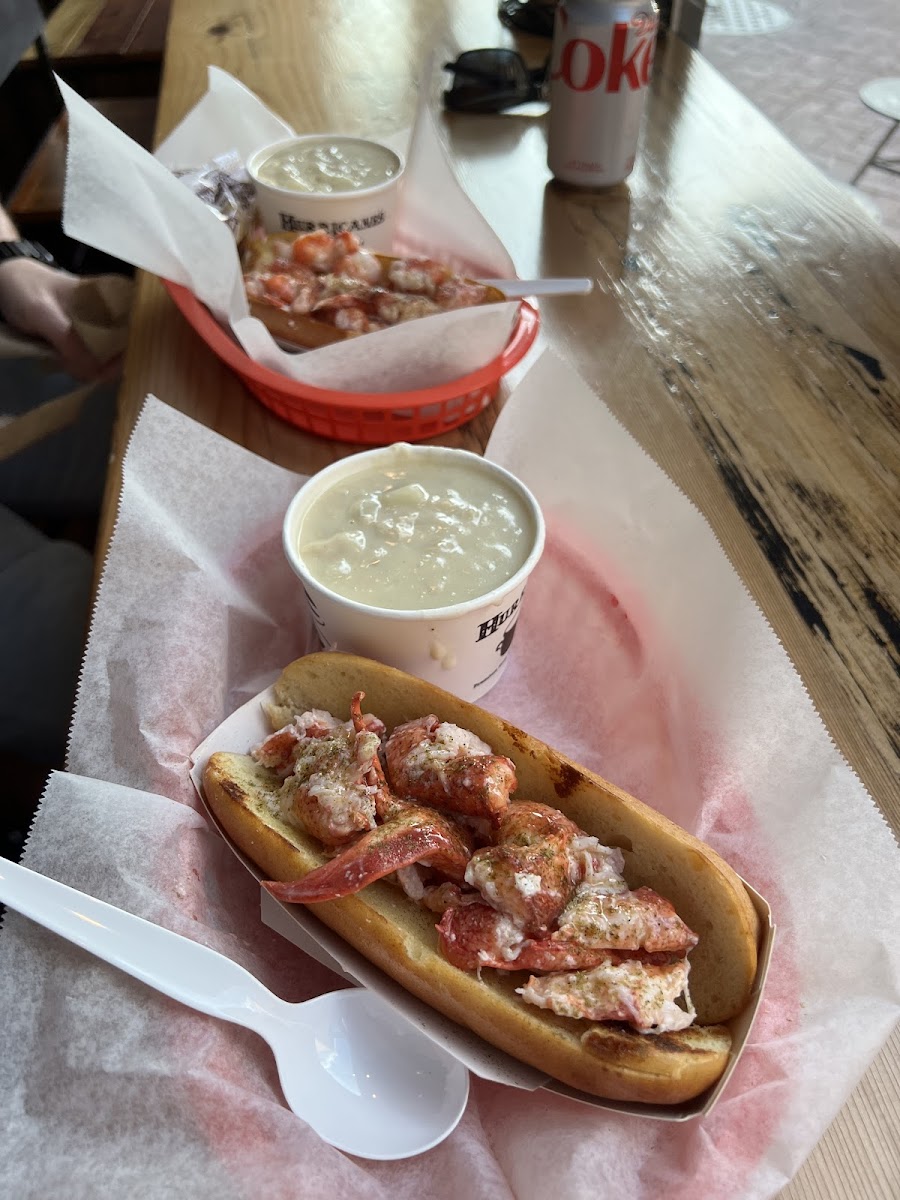 Gluten-Free Lobster Rolls at Luke's Lobster