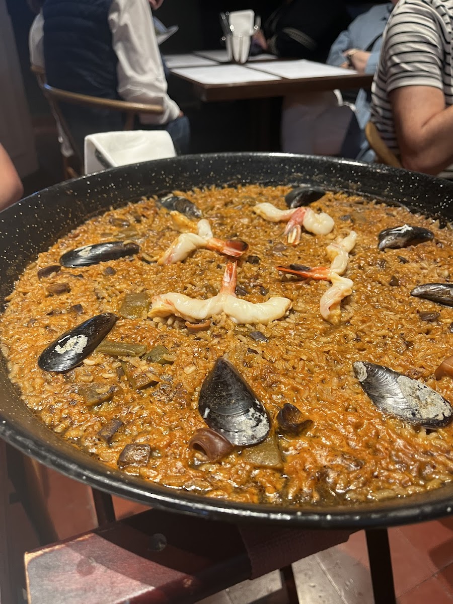 Gluten-Free Paella at Restaurante Mi Arma - Cocina Española