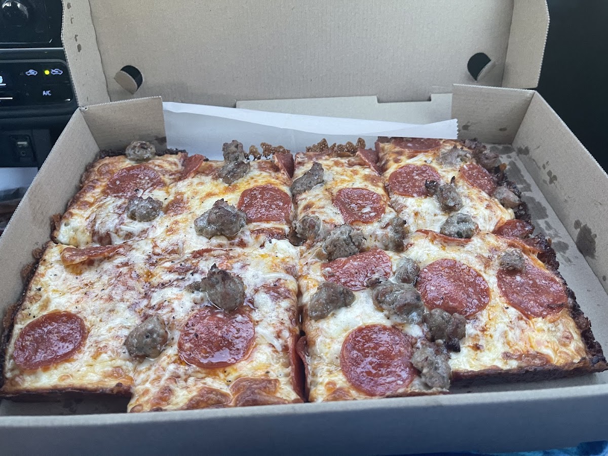 To Go Pizza