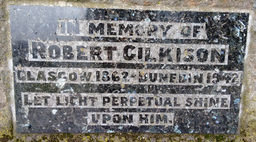 On a stone seat, on the public path, on the Belleknowes Golf CourseTranscription:In memory of ROBERT GILKISON Glasgow 1862 - Dunedin 1942 Let light perpetual shine upon him.Submitted by:Judith Swan