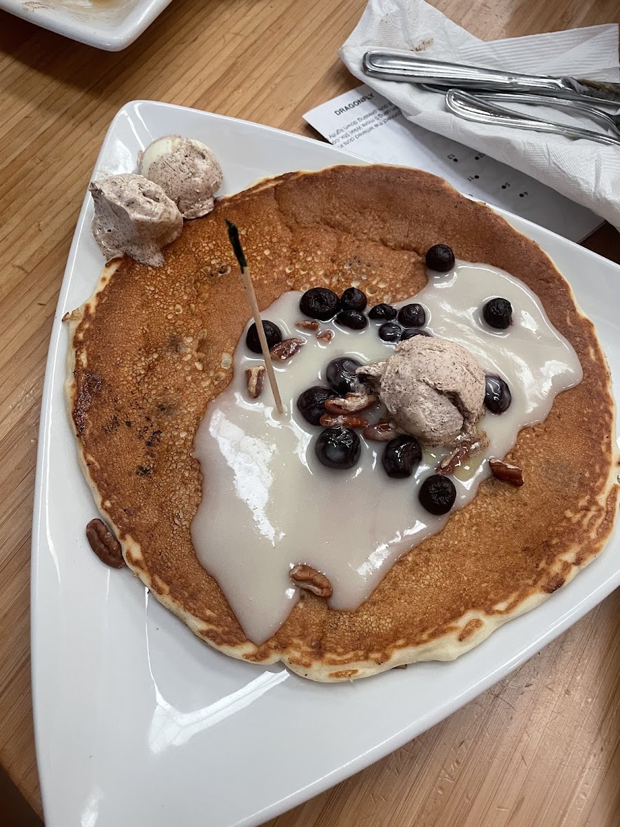 GF blueberry muffin pancakes