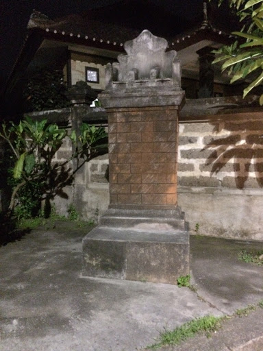 Tugu Pertigaan