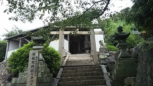 堀越荒神社