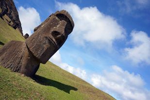 Duck-face Moai
