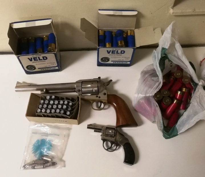 Unlicensed firearms and ammunition seized at the Pinelands home of a man who was arrested in Table View on March 28 2019 after threatening staff at a car dealership.