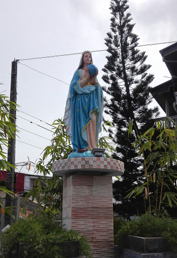 Statue of Mother Mary 