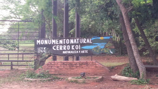 Monumento Al Cerro Koi