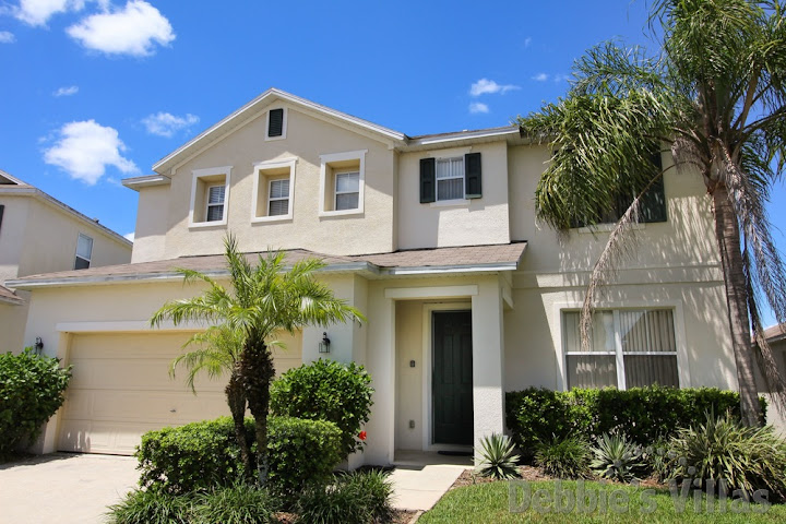 Orlando villa, close to Disney, west-facing pool and spa, conservation view, games room
