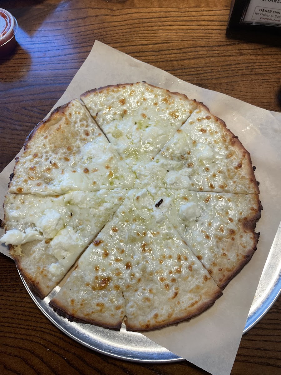 White gf pizza , delicious