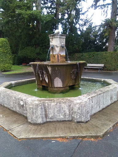 Großer Brunnen 