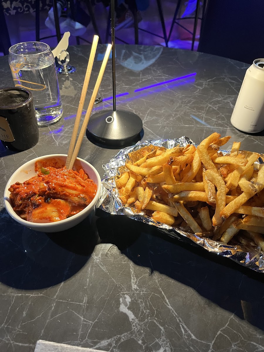 Kimchi fries