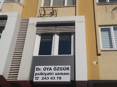 Dr. Oya Özgür