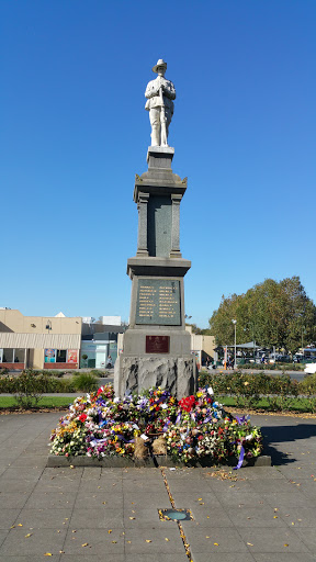 Traralgon War Memorial