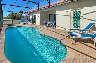 Southeast-facing private pool and spa at this vacation villa on High Grove