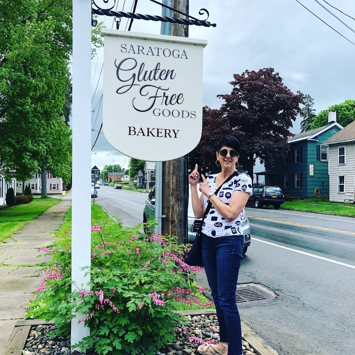 Traveled from RI to spend some time in Saratoga . Our first stop was here for lunch and goodies. Loved the sign on door that said “ No Gluten”..